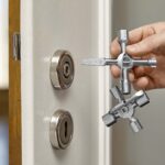Knipex Ključ Kombinovani Za Ormare TwinKey - 00 11 01 - Slika 13