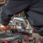 Metabo Pila Kružna KGS 254 M Za Kutno Rezanje Potezna 254 mm / 1,8 kW Sa Dva Lista Pile – 613254900 - Slika 3